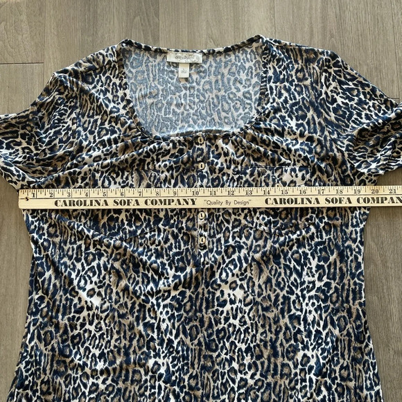 Dress Barn Leopard Animal Print 3/4 Sleeve Stretchy Blouse Women’s Large - Picture 9 of 12